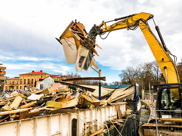Trash Removal Near Me in Bettendorf, IA